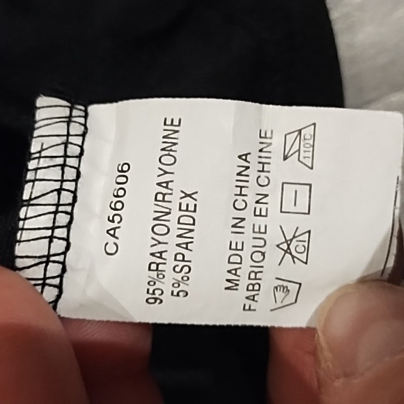 Woman's "Katie" dress - Picture 10 of 10